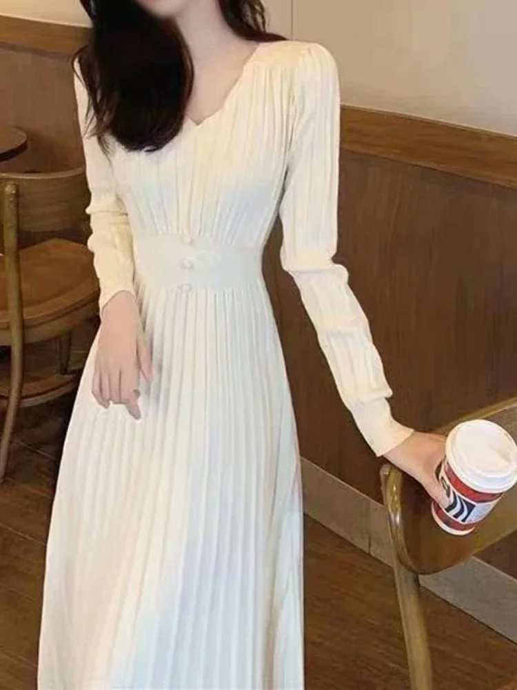 V-neck High Waist Pleated Knitted Dress Autumn/Winter New Warm Long Sleeve Pullover Solid Color  A-line Woolen