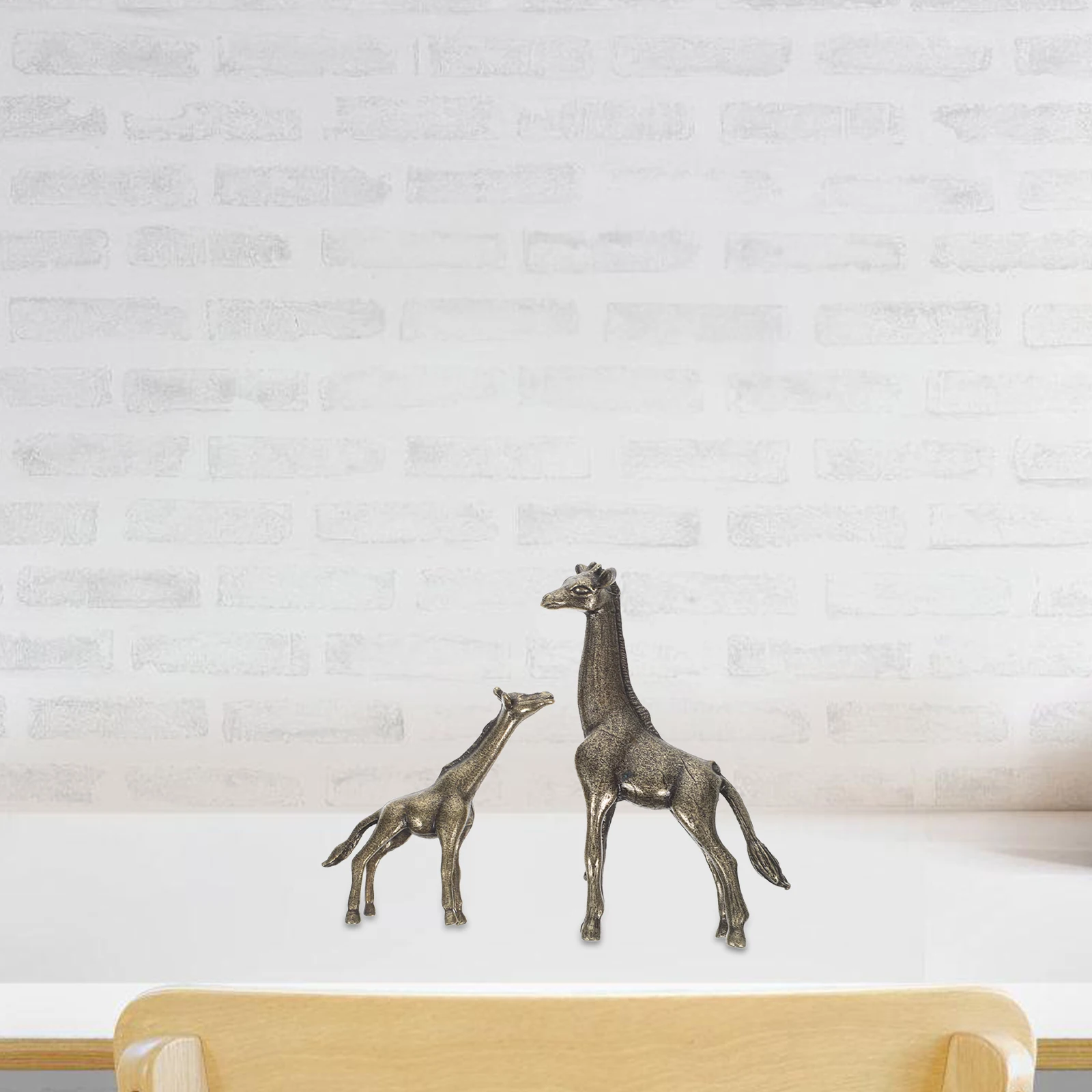 

2 Pcs Giraffe Statue Home Decor Desktop Sculptures Sturdy Brass Giraffe Statue Animal Craft Retro Ornament Small Figurines
