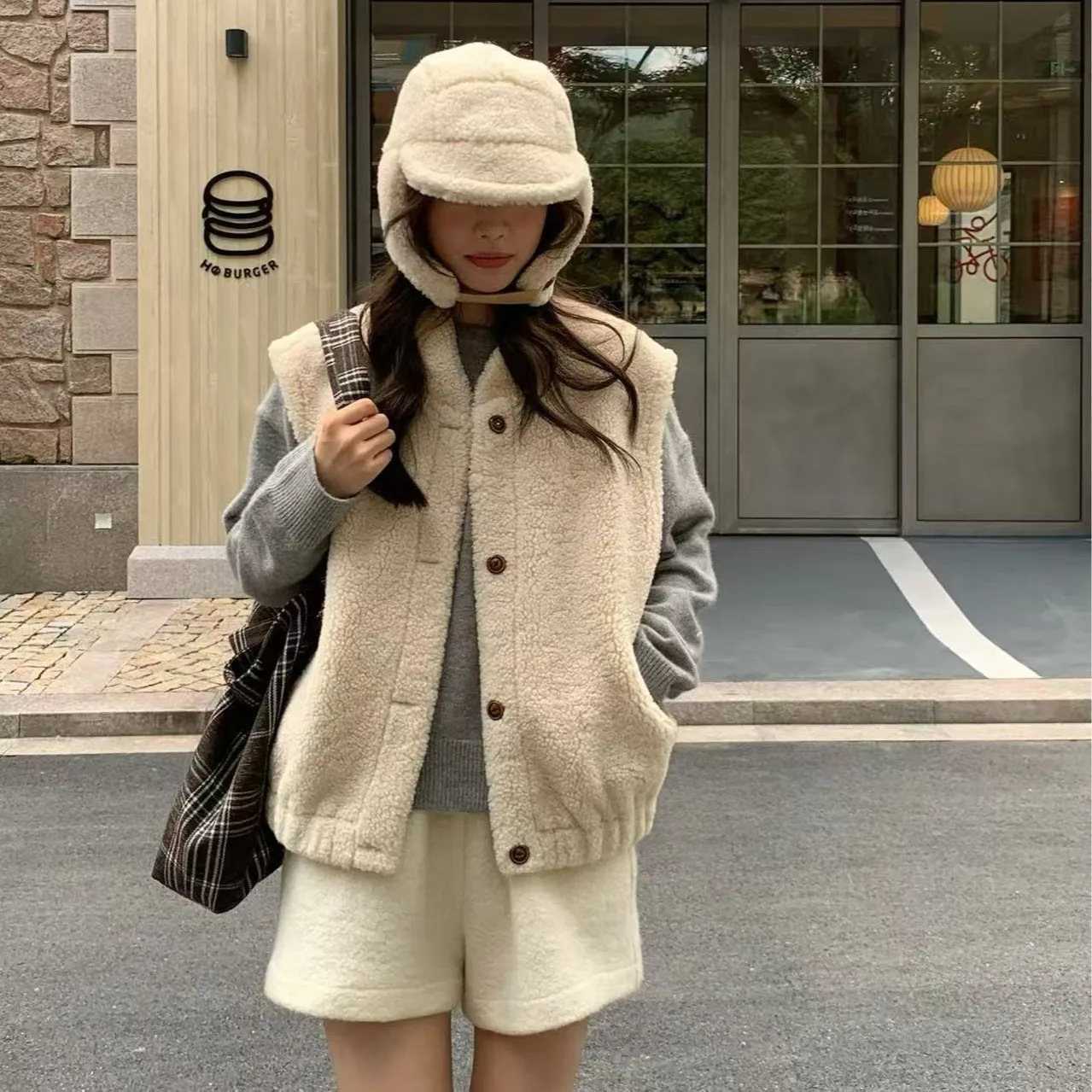 

Теплый жилет из искусственной кожи и меха, женский двусторонний носимый жилет Aosphere, милый антивозрастной верхняя часть тела со шляпой