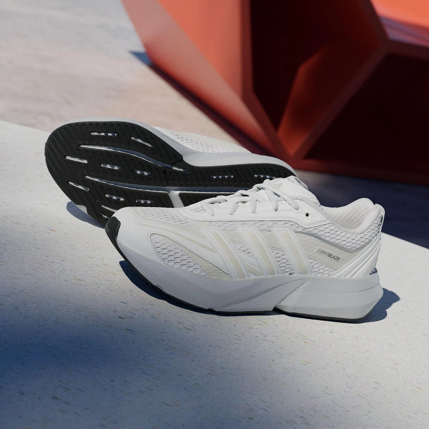 

Adidas оригинальные женские кроссовки с мягкой подкладкой LIGHT BLAZE GLOW JP6292