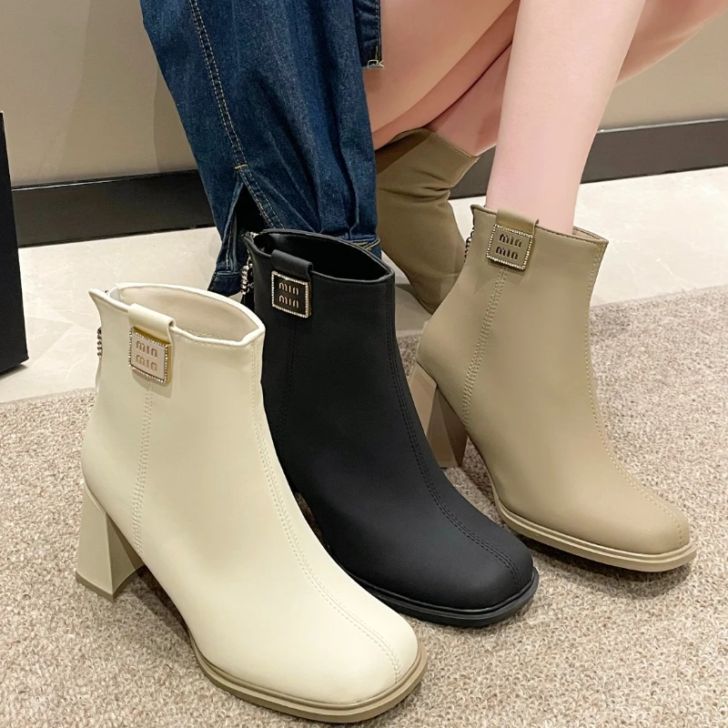 من المألوف ساحة تو مريحة وأنيقة أحذية نسائية عادية شتاء نمط جديد مزاجه أحذية عالية الكعب الحصان #2