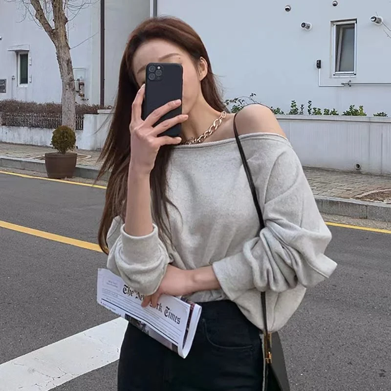 Deeptown Sexy Long Sleeve T-shirts Women Off Shoulder Elegant Korean Style Tops Y2k Solid Casual Streetwear T-Shirts Aesthetics