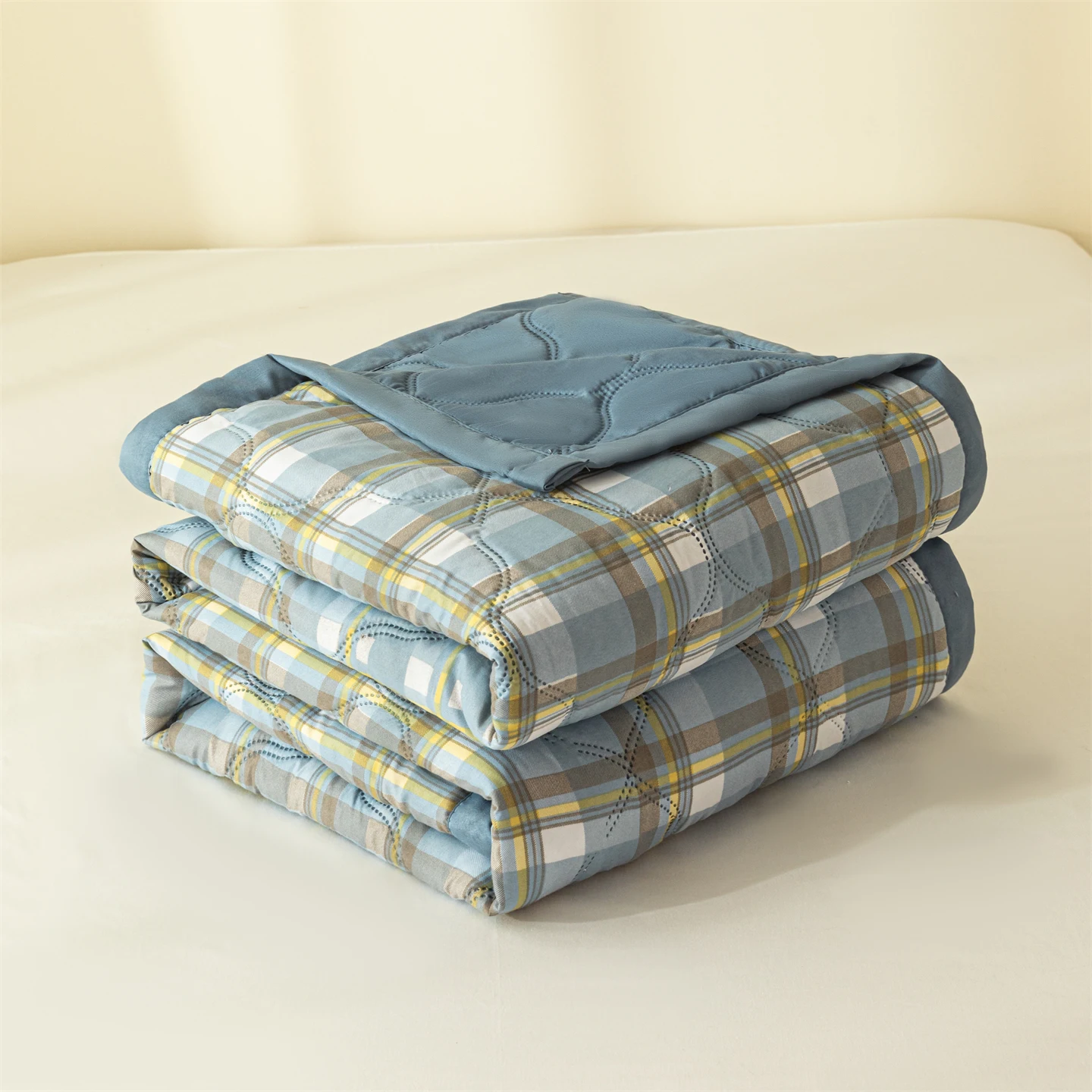 Thumbnail 3 - #23 Latest Comforters Price Drops