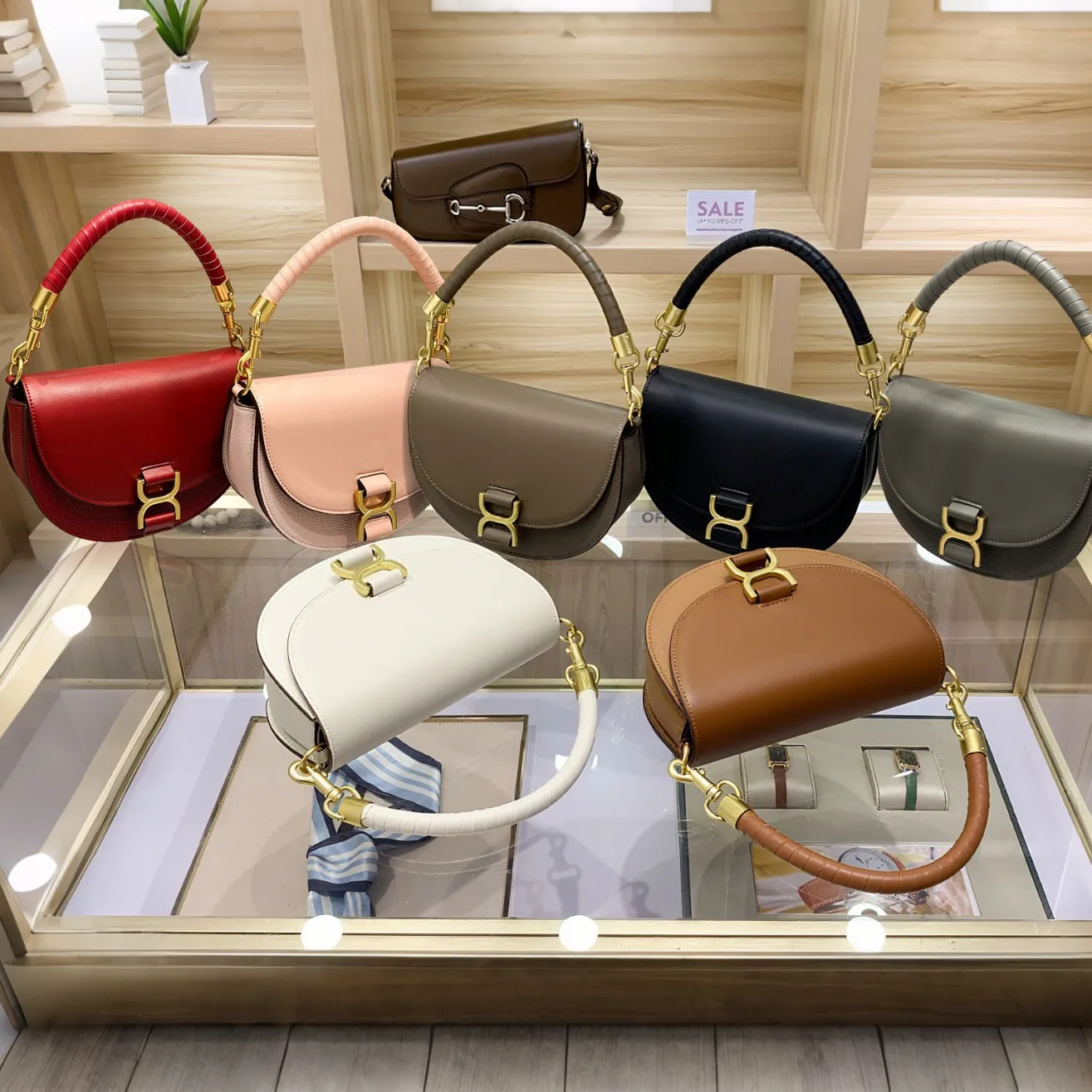 

Minimalist Luxury Diaper Bag Women's Elegant Crossbody Handbag Designer Vintage Tote Leather For The Discerning Lady