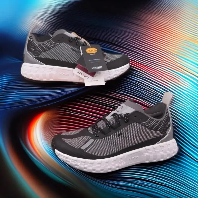 أحذية رياضية للجنسين لخريف وشتاء 2025 جديدة: أحذية المشي لمسافات طويلة في الهواء الطلق، أحذية الأب متعددة الاستخدامات