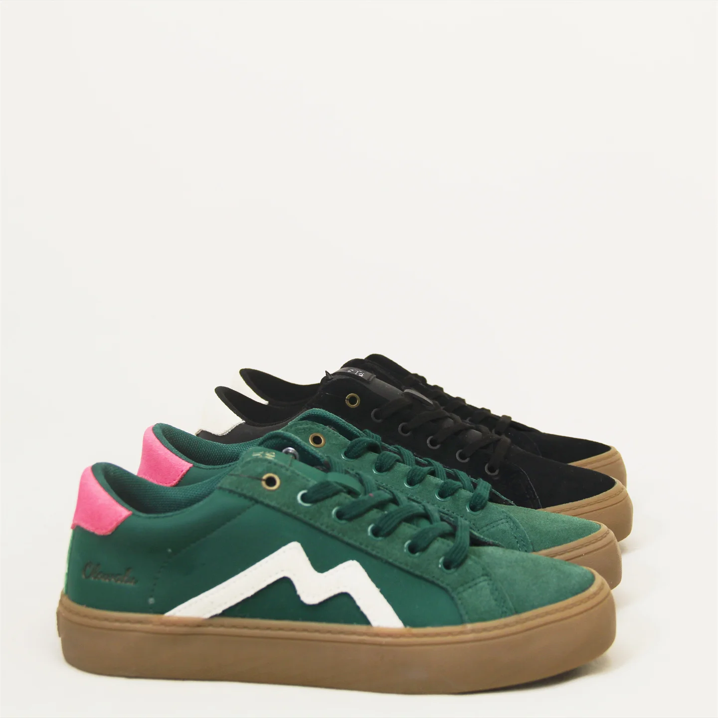 

Faionable Ladies Low-Top Sneakers 2025 New Sle Military een And Bla Ultra-Leather And Cowhide Patchwork Casual oes