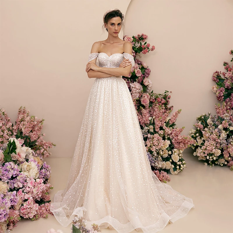 

Elegant A-Line Floor Length Wedding Dress Organza With Embroidery Lace Ball Gown Boat Neck Sleeveless Bride Dress Back Lace Up