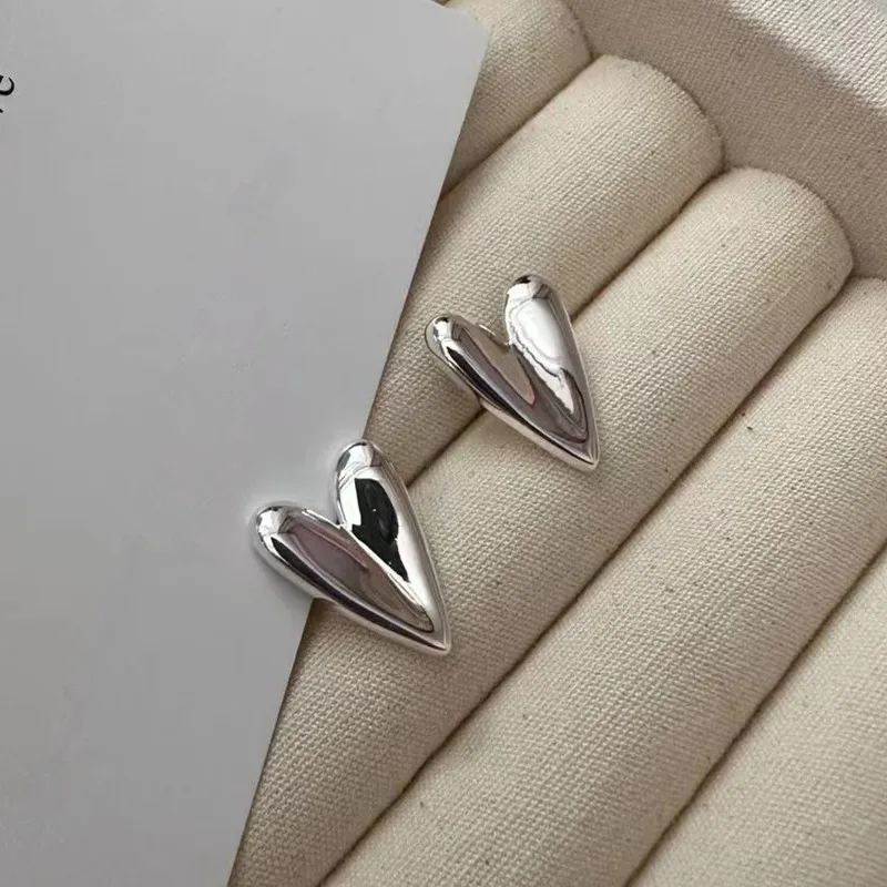 925 Silver Plated Love Heart Stud Earrings for Women Girls Elegant Birthday Gifts Jewelry Pendientes Brincos e2424