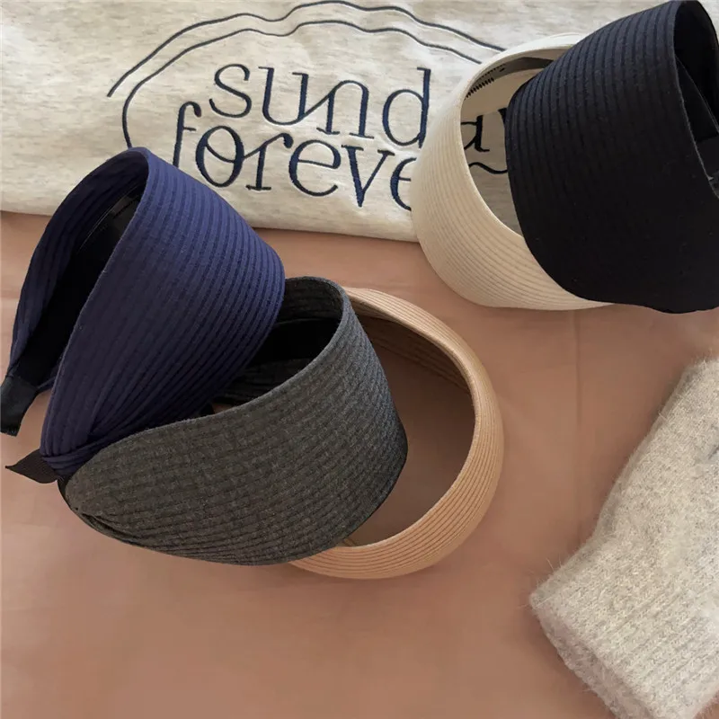 2026 Weiche, breite Strick-Baumwoll-Haarbänder für Damen und Mädchen – Koreanischer neutraler, einfarbiger Turban mit Zähnen – Kopfband und Accessoires – Detail 1