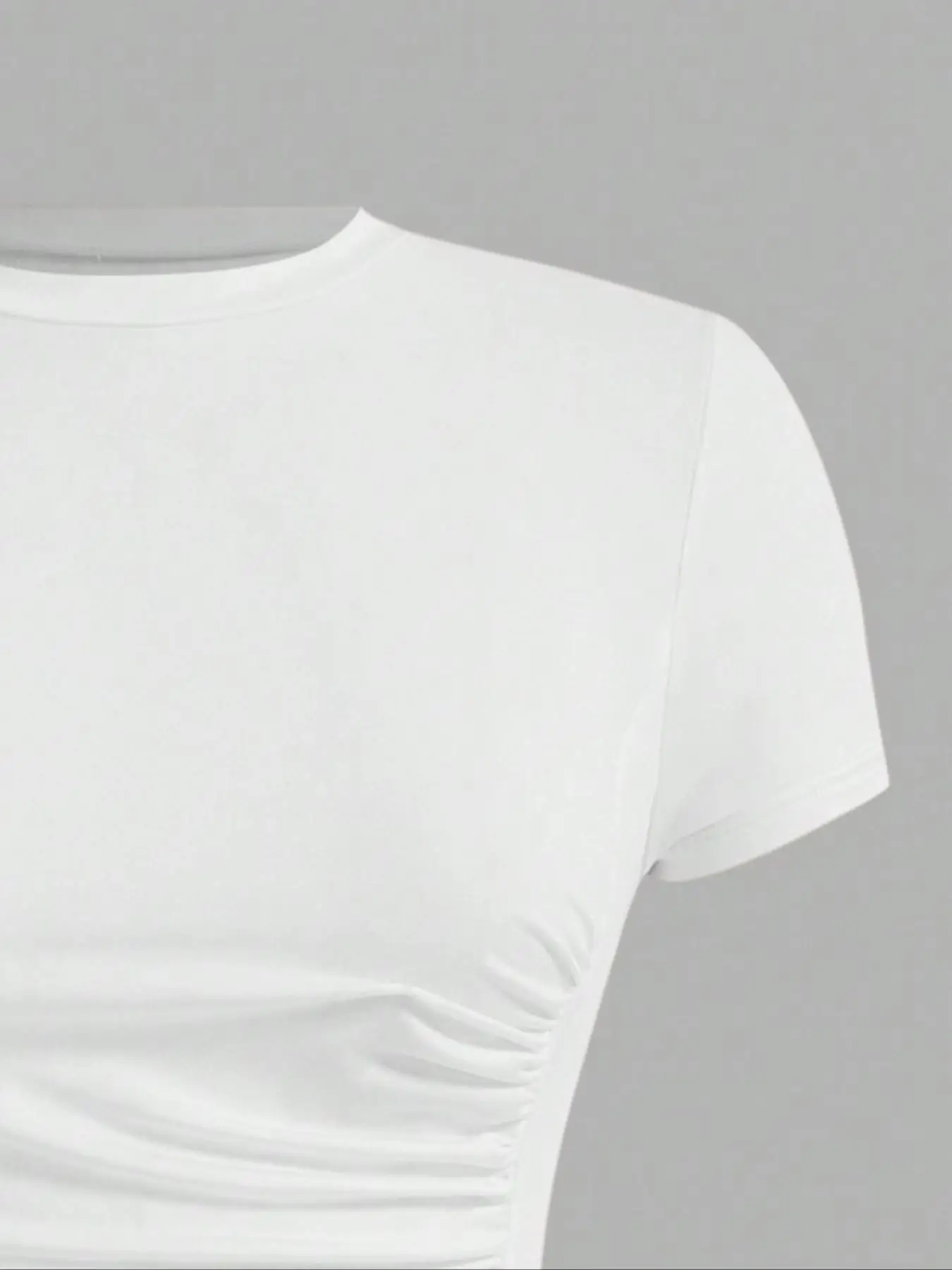 

Women's round neck slim fit solid color fashionable T-shirt three piece set