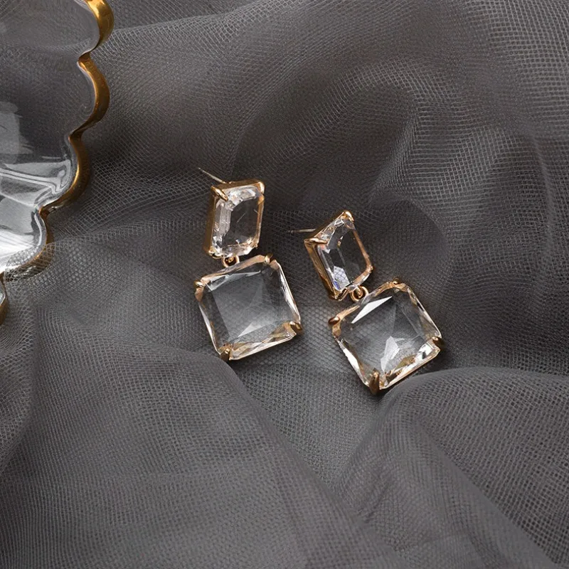 Geometric Clear Crystal Cube Earrings for Women Statement Stylish Fashion Premium Lightweight Non Slip Comfortable Daily Party