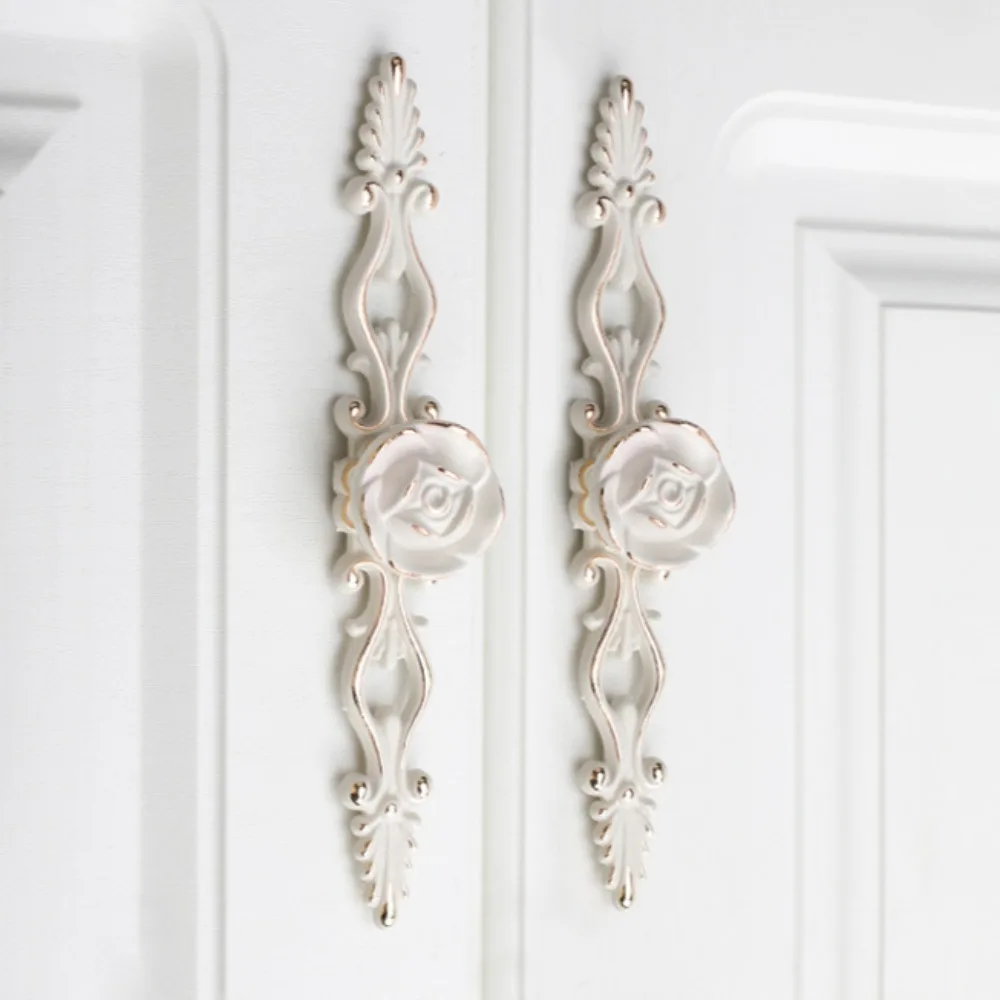 Alloy Door Handle European Style Antique Cabinet Pull Handle Drawer Closet Wardrobe Pull Handle Sticker