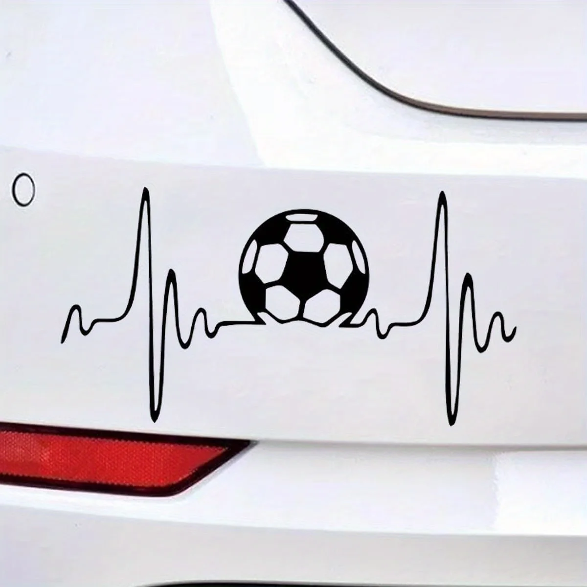 

Виниловая наклейка «Сердцебиение футбольного мяча», матовая черно-белая наклейка для автомобилей, ноутбуков и стен, водонепроницаемый декор для футбольных фанатов на открытом воздухе