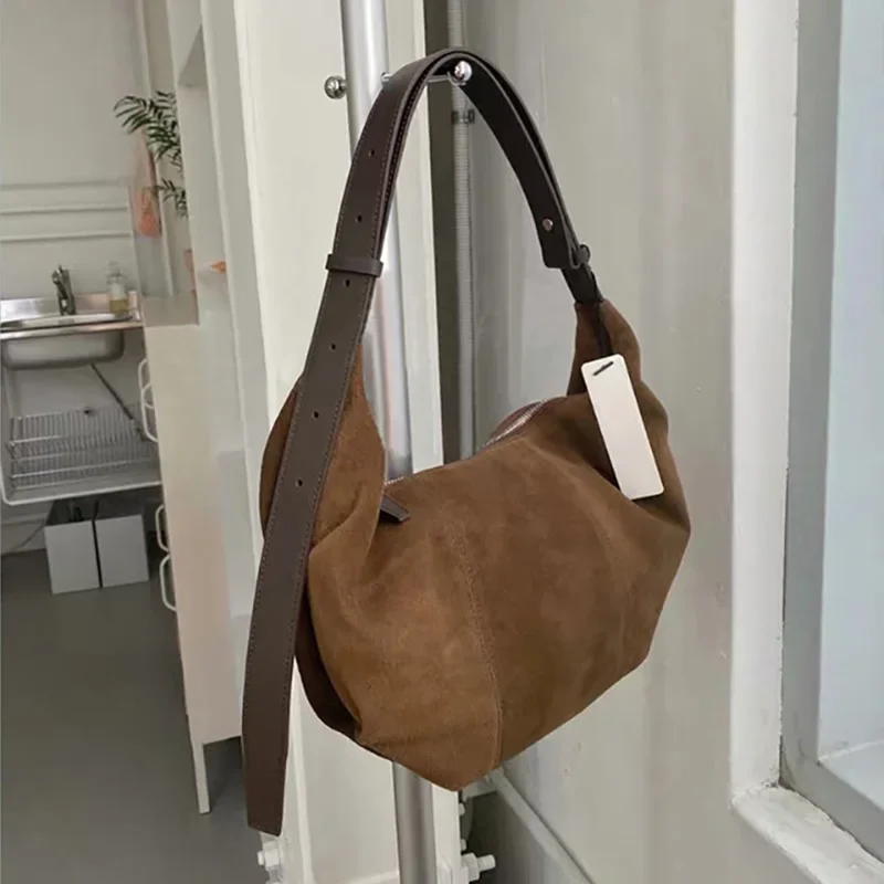 Matte leather dumpling bag new Korean classic versatile shoulder bag with large capacity pleated diagonal cross bag for women