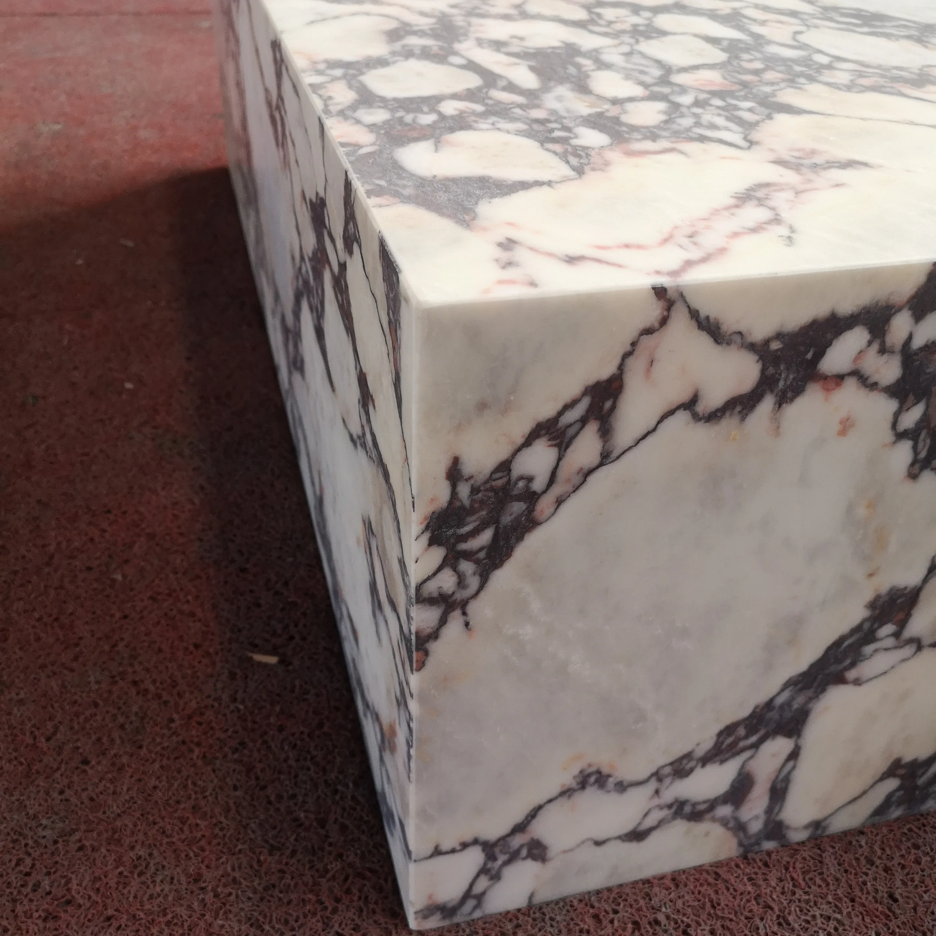 Customized Nodic Modern Rectangle Shape Living Room Home Decor Low Base Luxury Calacatta Violet Marble Plinth Coffee Table