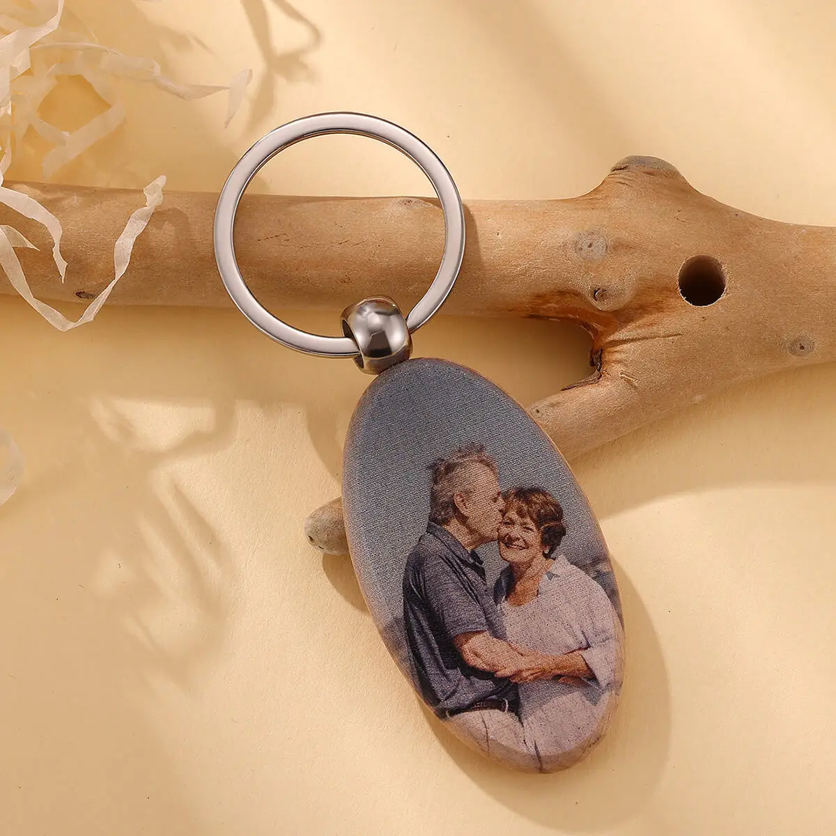 

Personalized Wooden Keychain Custom Any Picture Logo Emblem Key Rings Jewelry Accessories Anniversary Mother's Day Gift Mama