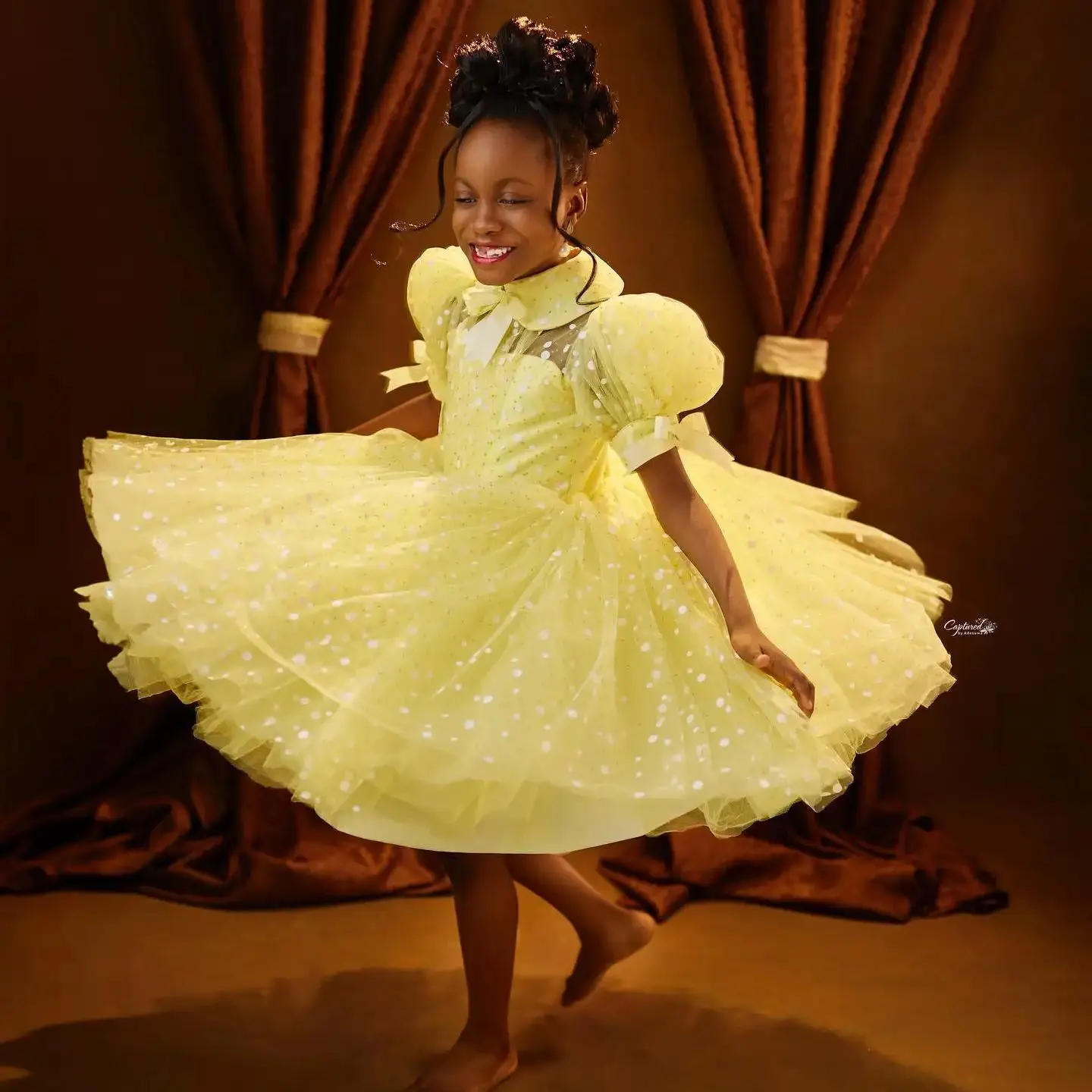 Chic Yellow Flower Girl Dresses High Neck Short Sleeve Princess Queen Tulle Little Girls Birthday Party Pageant Dress