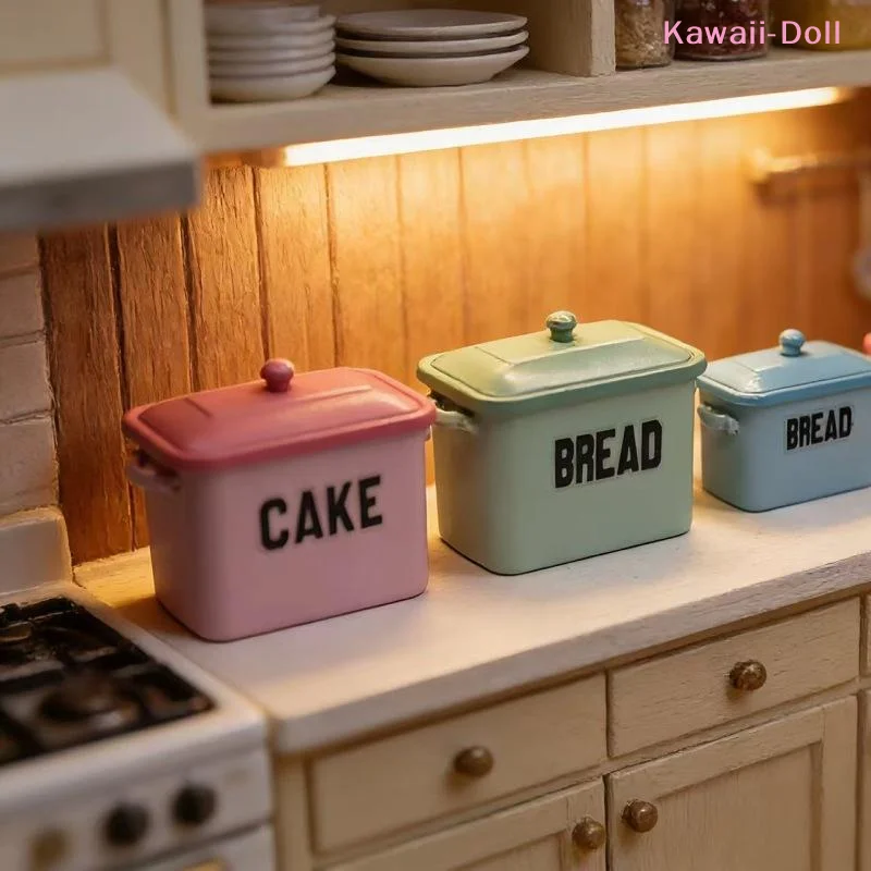 

[DO]Dollhouse Simulation Mini Cake Bread Storage Box Model Dollhouse Kitchen Decor Accessories Micro Scene Photo Props[DO]