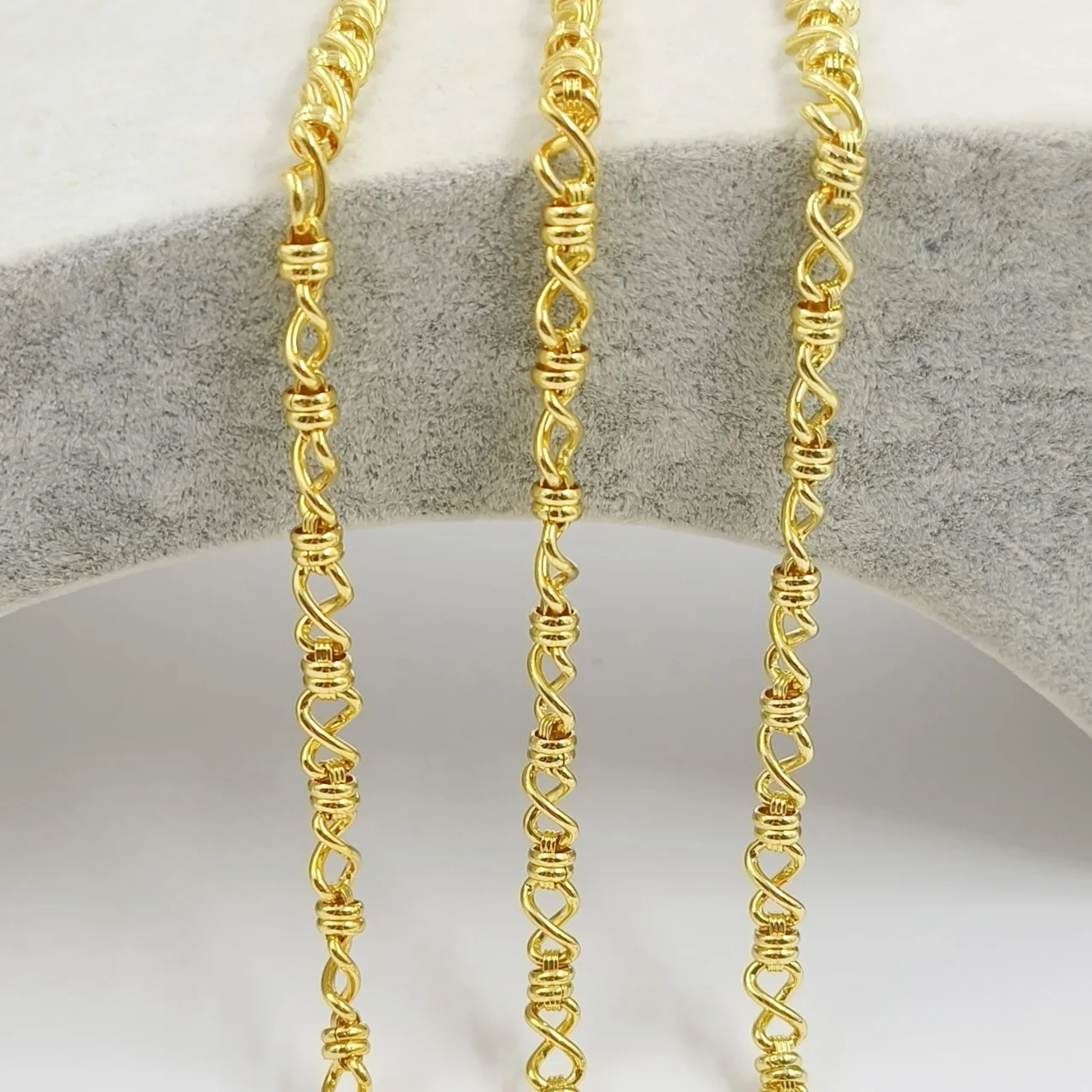 WT-BC249 High Quality Fashion Chain Link Accessories Gold Electroplated Resist Tarnishable 