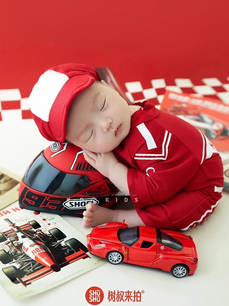 Newborn Baby Boy Photography Props Cool Racing Outfits Motorcycle Helmet Posing Sofa Accessories Set for Studio Shooting