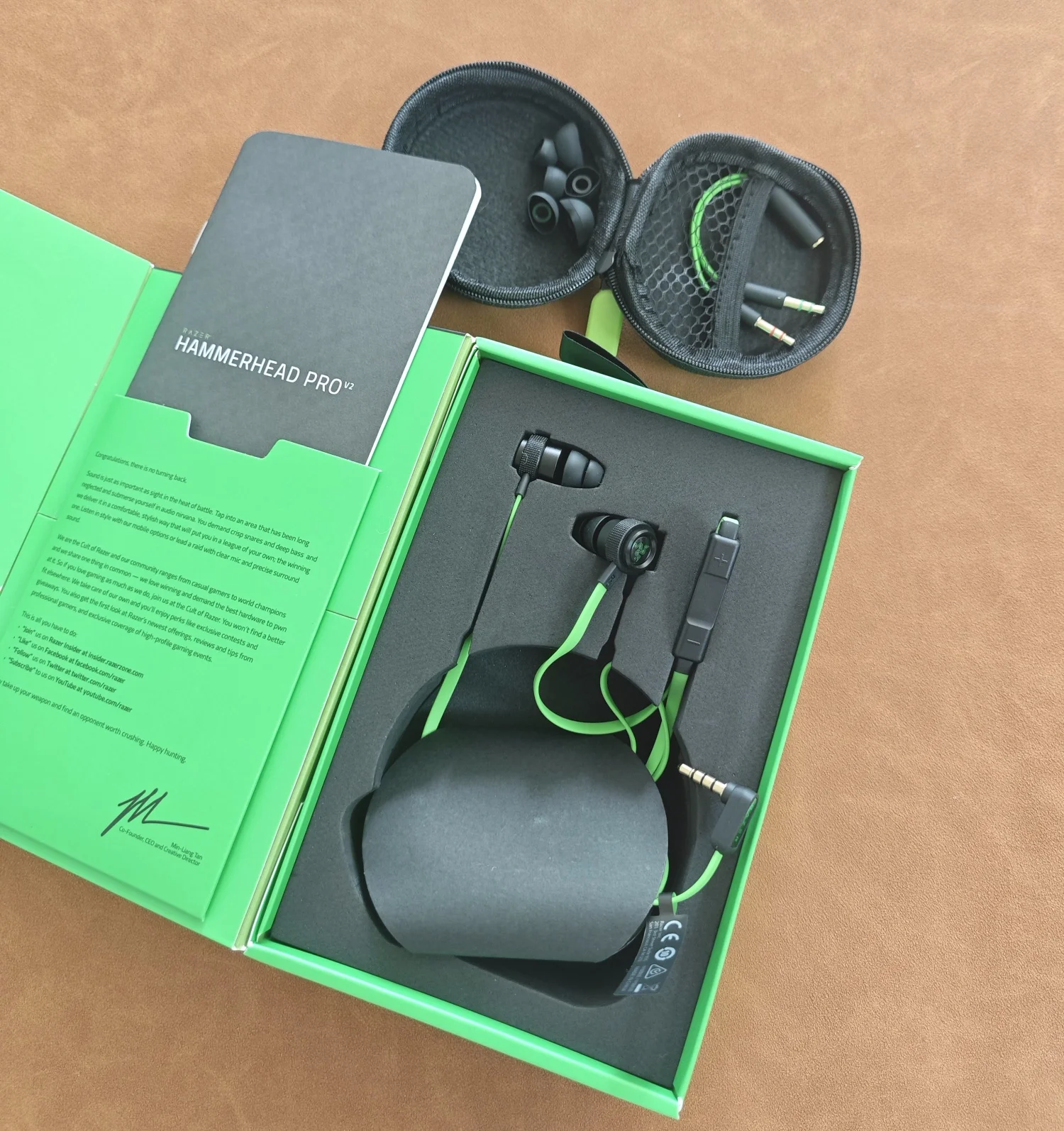 HAMMERHEAD PRO V2 Headphones 3.5mm Wired Portable Stereo Music Bass In-Ear Sports Earphones with Mic Handsfree Call Phone