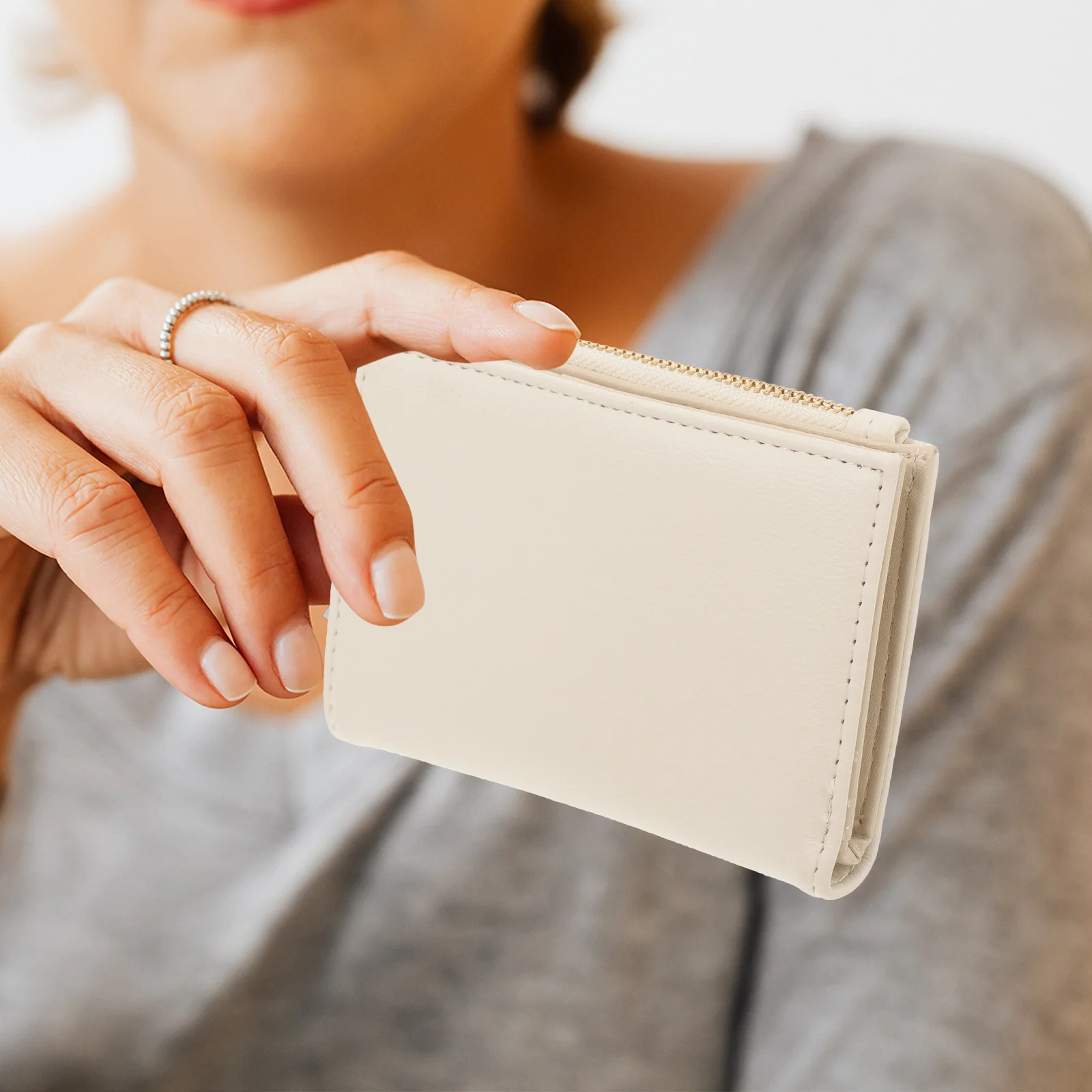 Llavero de PU plateado, bolso portátil duradero, bolso de moda para mujeres, niñas, señoras, billetera, moneda, tarjeta, fiesta