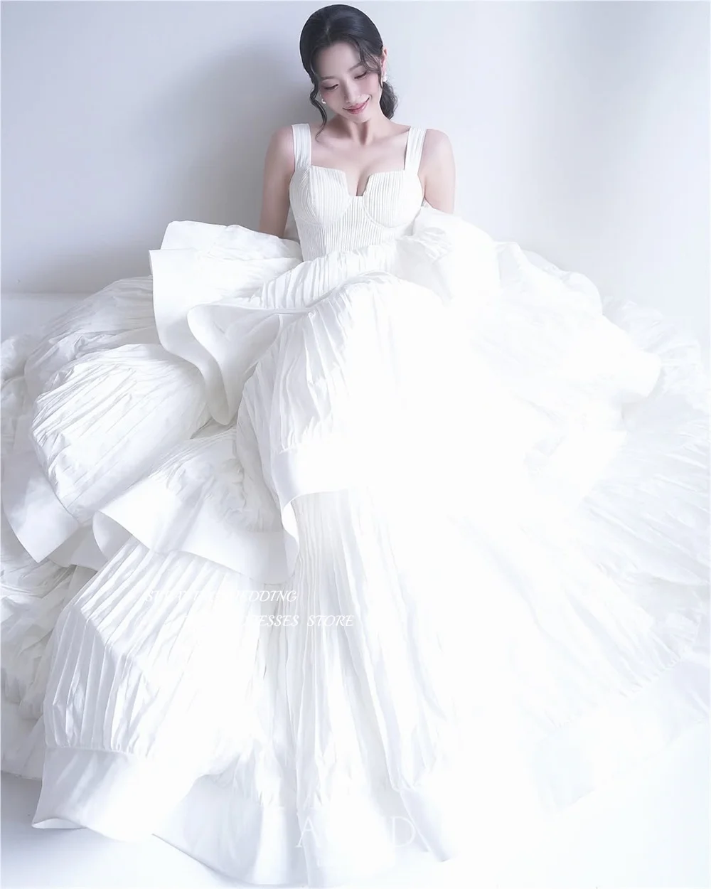 SPRAYING Elfenbeinfarbenes Taft-Hochzeitskleid, Korea-Fotoshooting, quadratischer Kragen, Riemen, lange, abgestufte Brautkleider, Korsett, maßgeschneidert,  soi