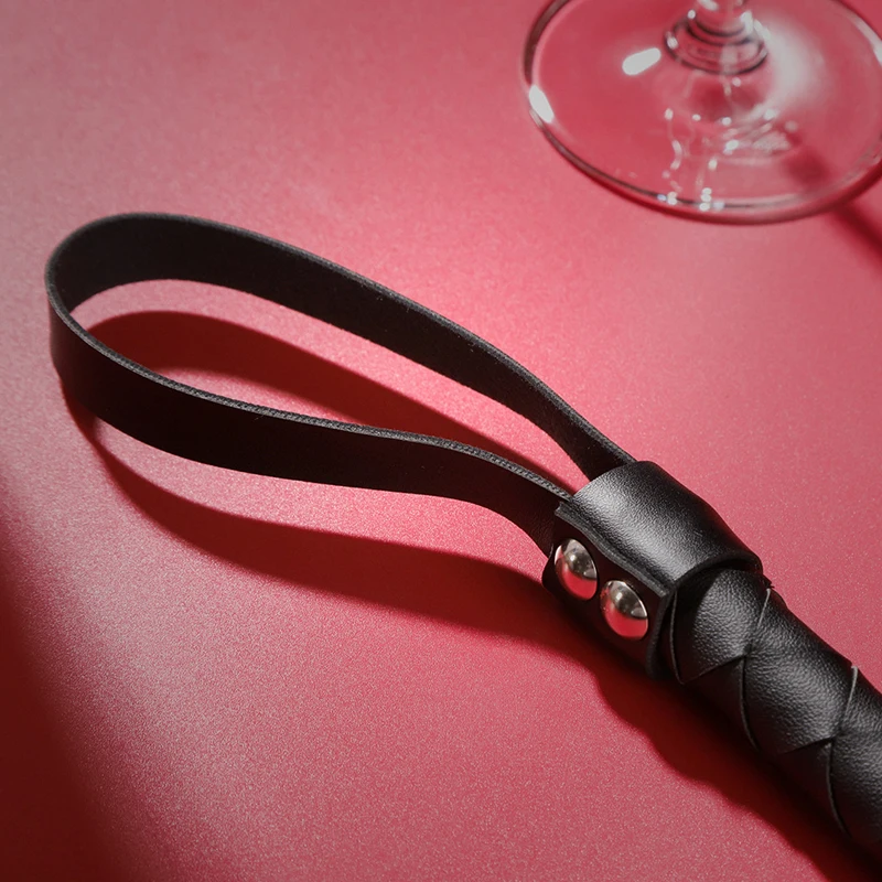 High Quality 1PC 85cm Pu Leather Pimp Whip Racing Riding Crop Party Flogger Hand Cuffs Queen Black Horse Riding Whip