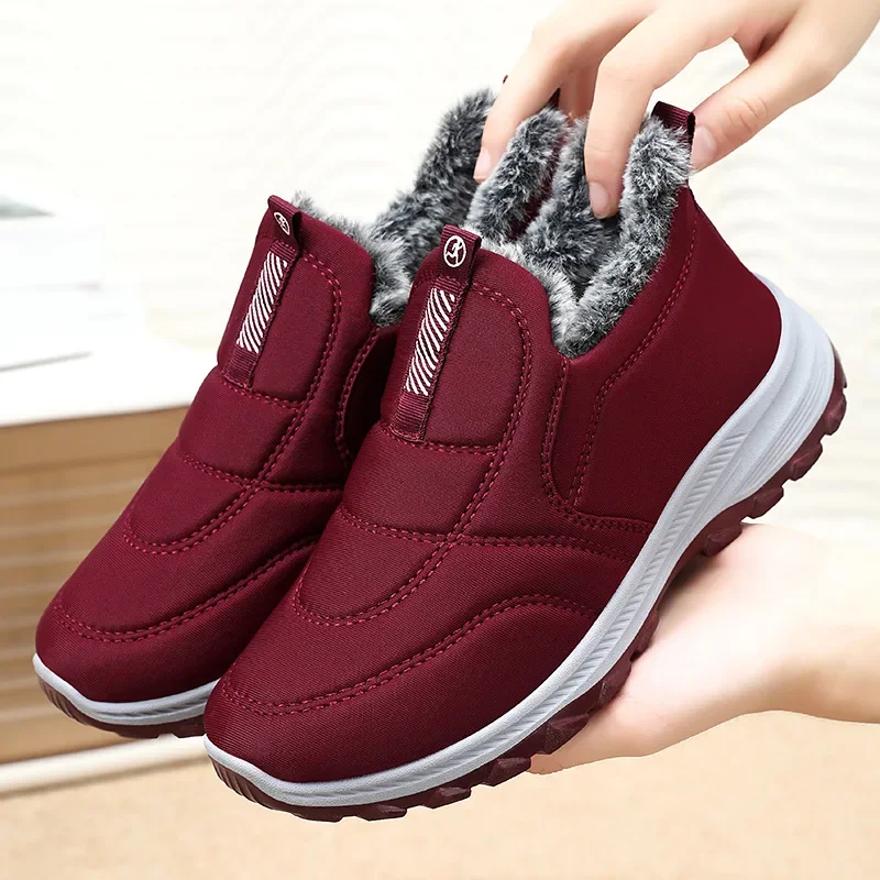 

2025 Winter Warm Soft Women Shoes Thickened Cold-proof Velvet Cotton Shoes Waterproof Warm Soft Soles Waterproof Cotton
