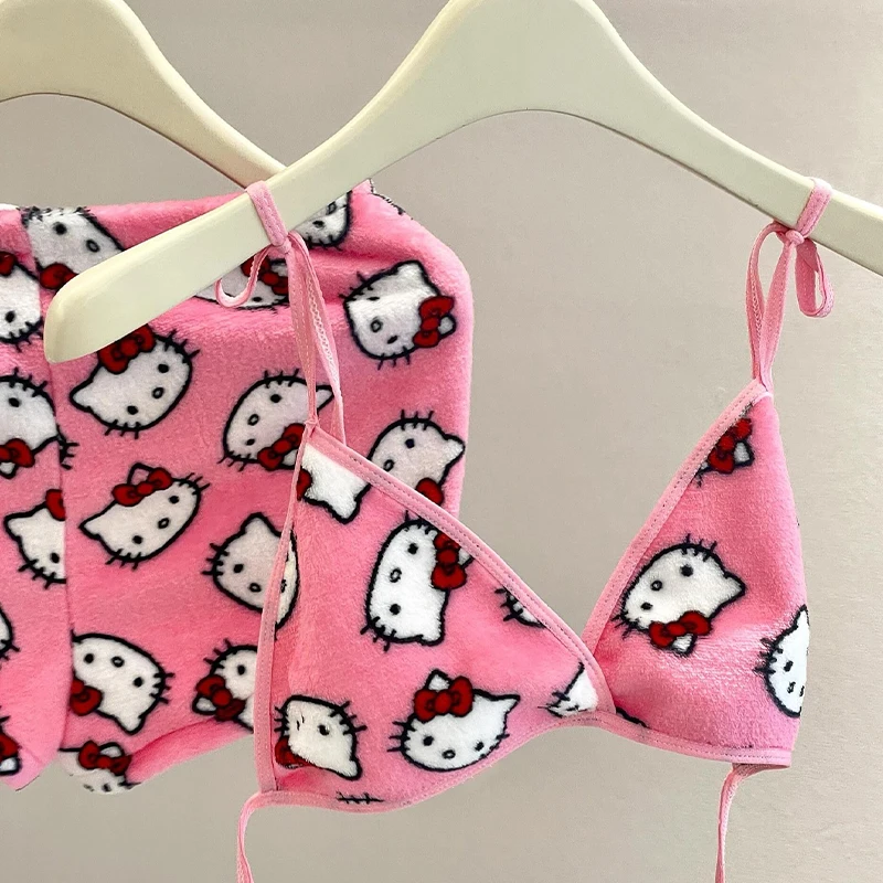 Plush Hello Kitty Women's Pajamas Set Sleepwear 2Pcs Short Tank Tops and Shorts Sexy Homewear Women Pink Pajamas Bra Sets