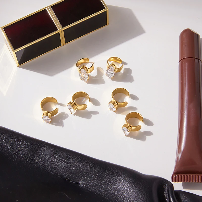 أقراط زركونيا مكعبة هندسية للنساء الحد الأدنى 18K مطلية بالذهب الفولاذ المقاوم للصدأ أقراط مشبكية مجوهرات الأزياء #6