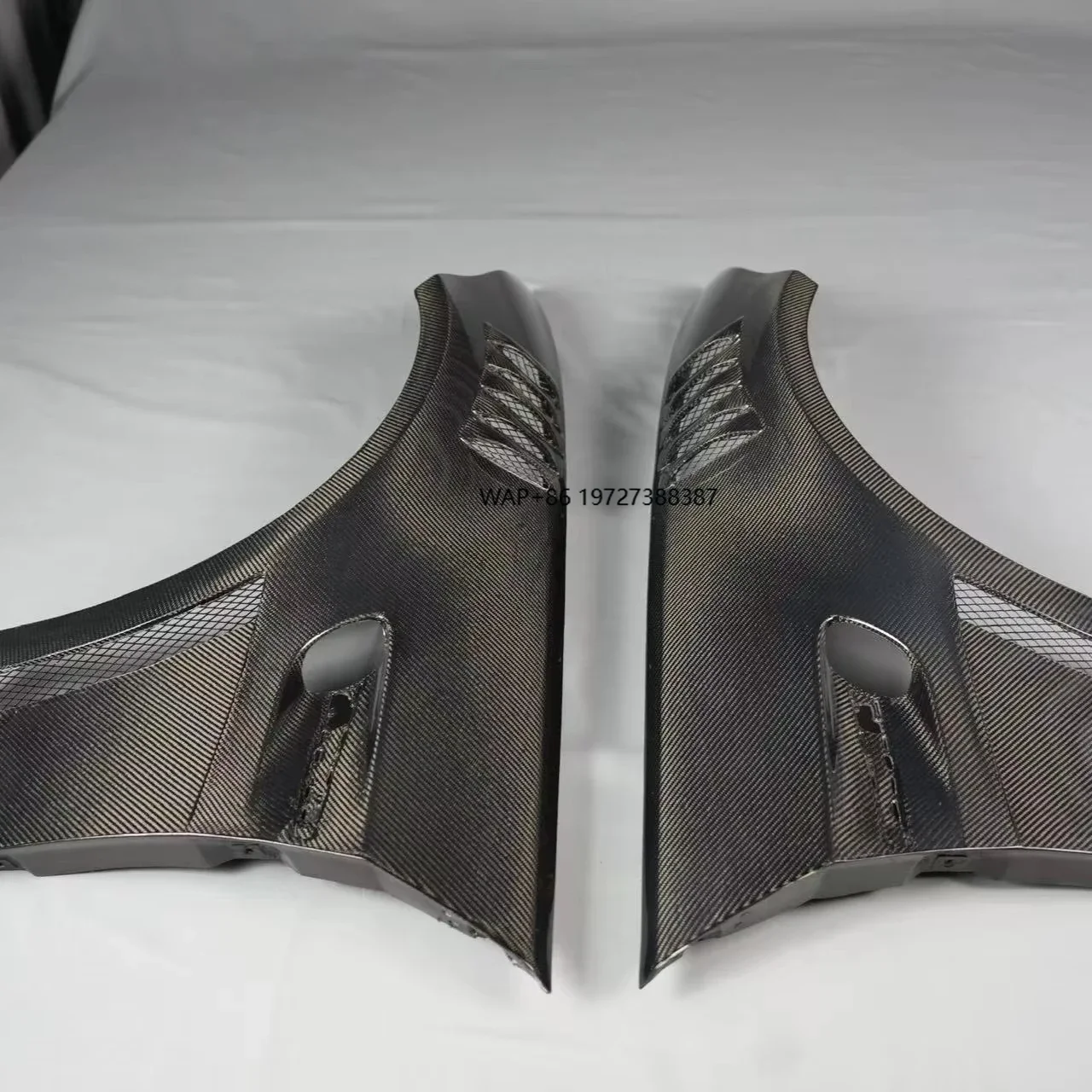 

Carbon fiber fenders for 2007-2013 m3 e92 coupe