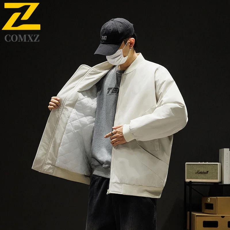 

COMXZ Мужская куртка для отдыха 2025, дизайн бейсбольного воротника, ветрозащитные мотоциклетные куртки, уличная стильная легкая осенняя одежда