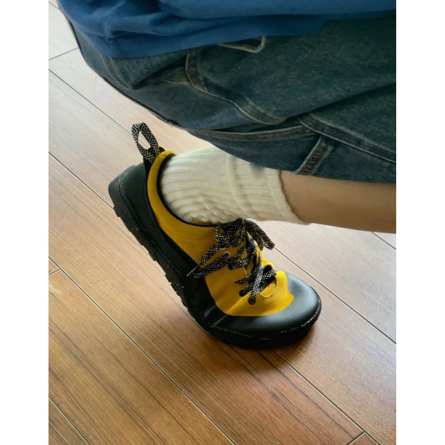 

2025 brand high quality wear-resistant outdoor hiking trainers designer non-slip hiking sneakers men's hiking outdoor shoes