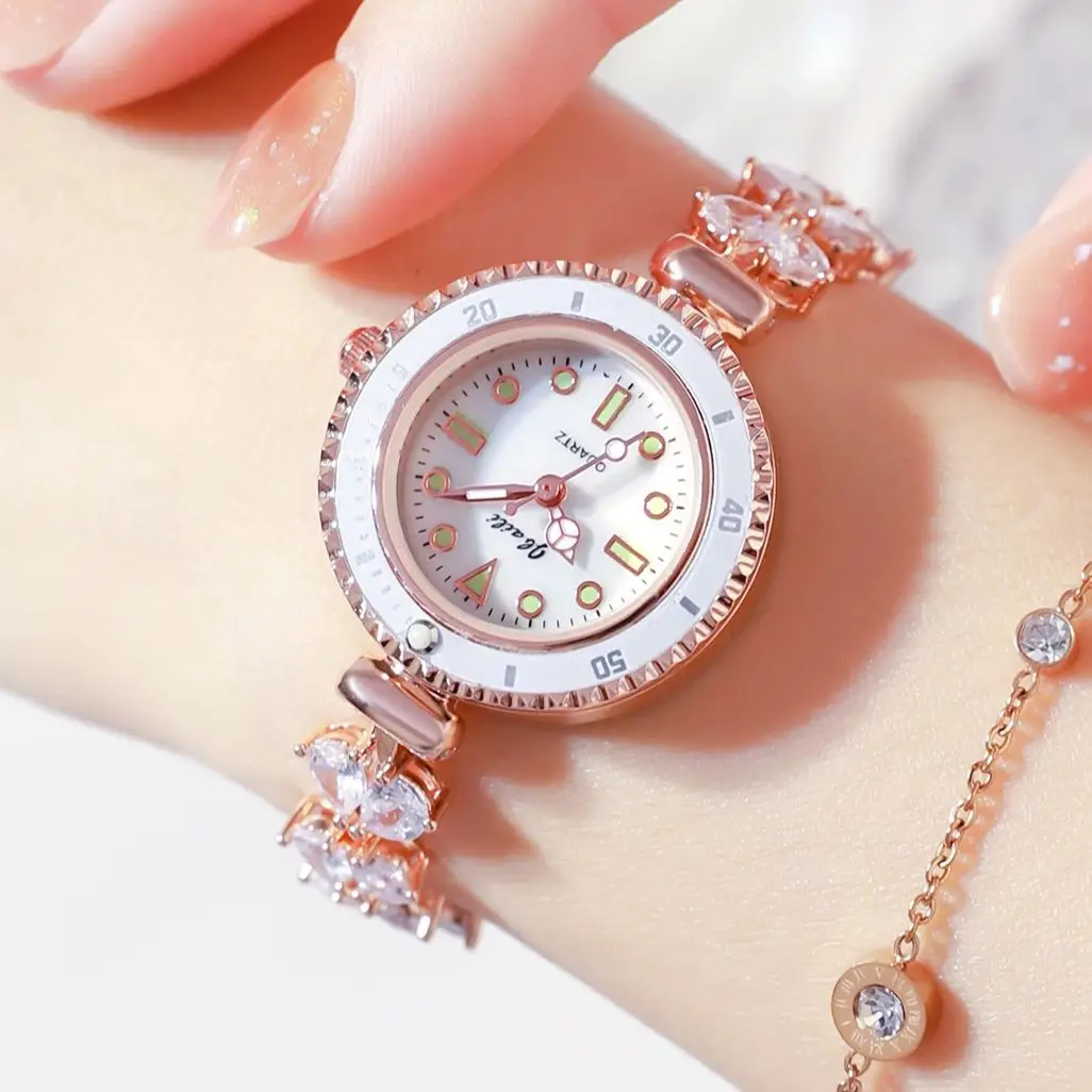 Luxury Design Women's Watch Elegant Quartz Timepiece With Vintage Charm Exquisite Gemstone Accents Stylish Ladies' Wristwatch