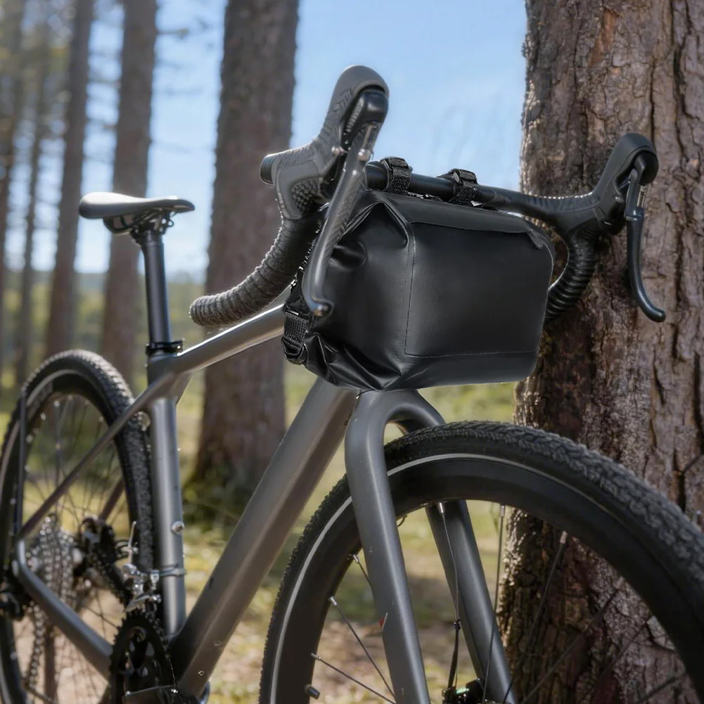 

Waterproof PU Front Bike Bag 7L 37x17.5cm for Most Bicycles with Dual Side Zipper Closure and Convenient Top Loading