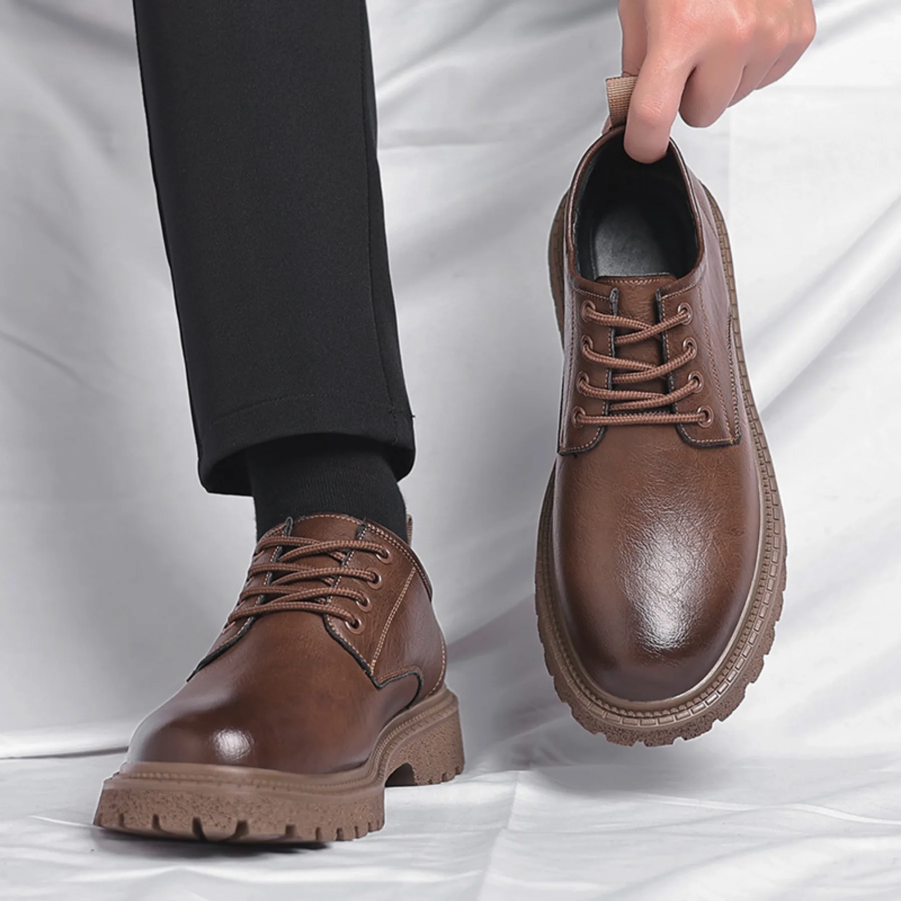New Mens Brown Leather Work Boots Lace Up Thick Lug Sole  Fashion Footwear for Daily Commute Outdoor Activities Comfortable