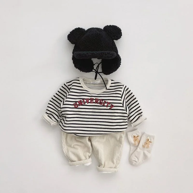 

children's cute and versatile casual striped hoodie top, a new Spring and Autumn English comfortable and loose T-shirt
