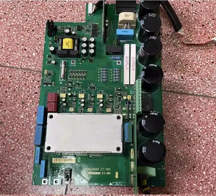 

Original Danfoss inverter VLT2900 2800 series 11 18.5 15KW main power board drive board 195N2060warmly 1 year