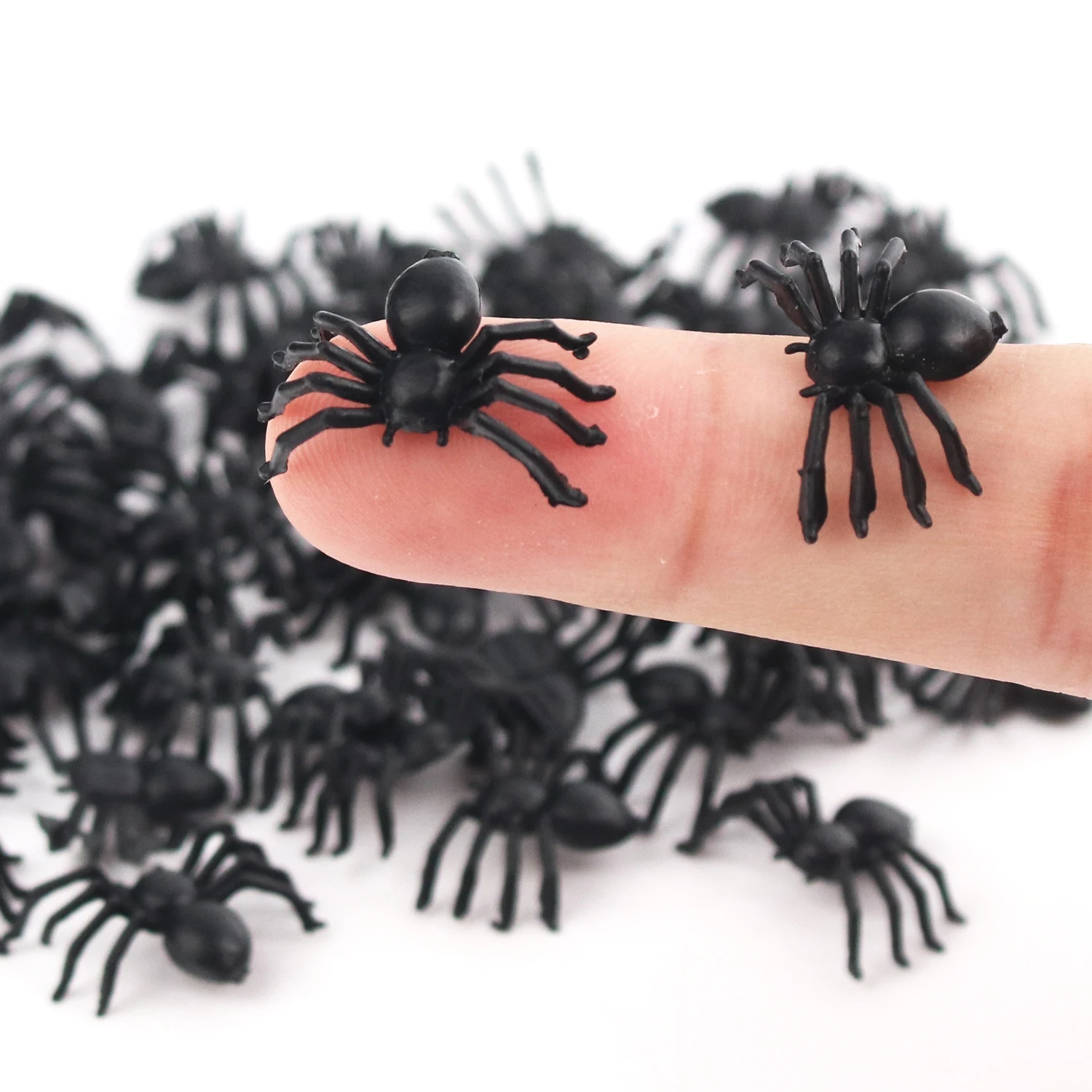 Mini black spider pranks scary plastic toys parody fake insect models