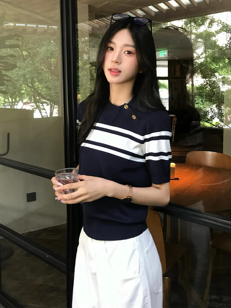 

Retro American irt T-irt Women Summer Color Blo Striped Knitted ort Sve Slim Fit Street Sle Top