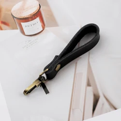 7.5cm Genuine Leather Keychain Women Men black Car Key Ring Chain Portable Auto Keys Clutch Bag Strap Wrist Bags Strap