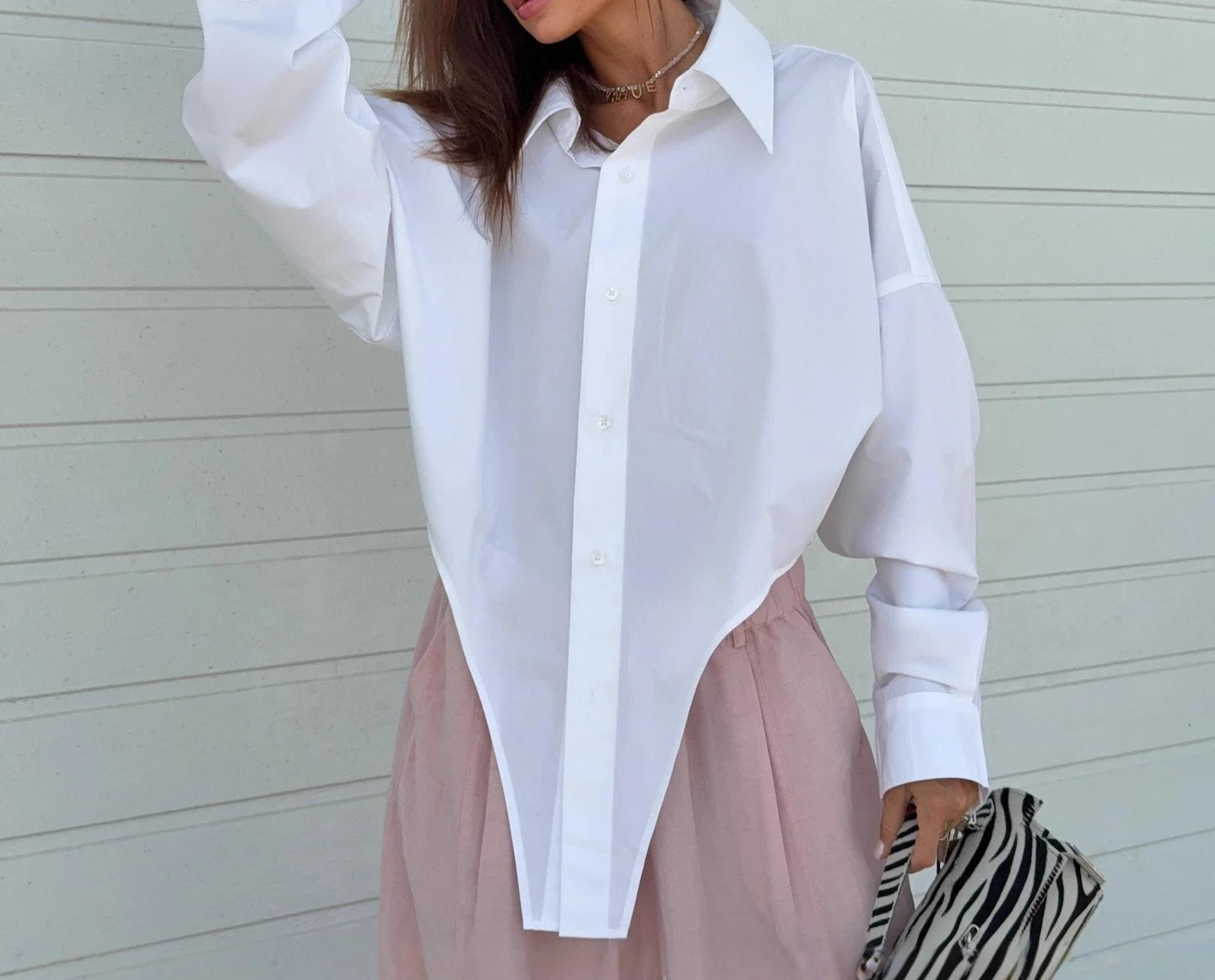 

2025 New Irregular Shirt Women's Autumn/Winter Fashion Single Breasted Bottom Loose Silhouette Top