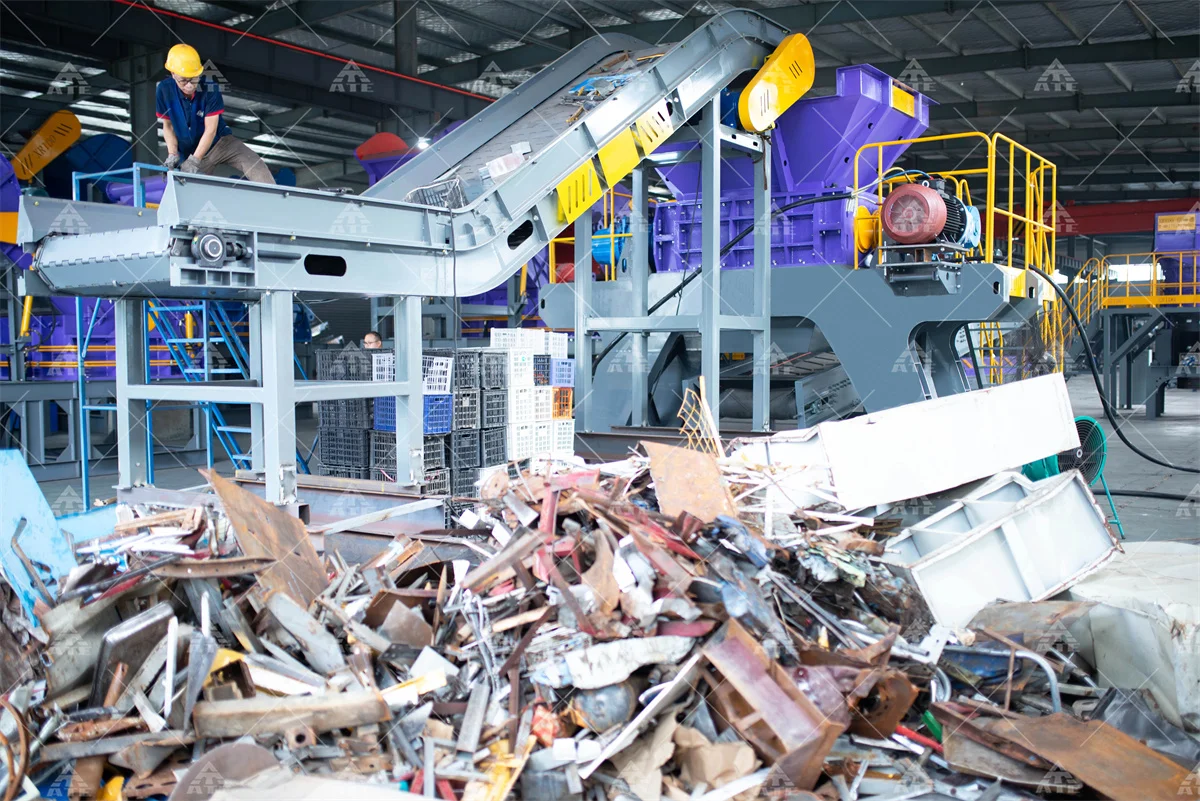 Car Frame Aluminum Wheel Steel Rim Wheel Hub Eight Ton Per Hour Capacity Electric Motor Scrap Car Shell Metal Shredder