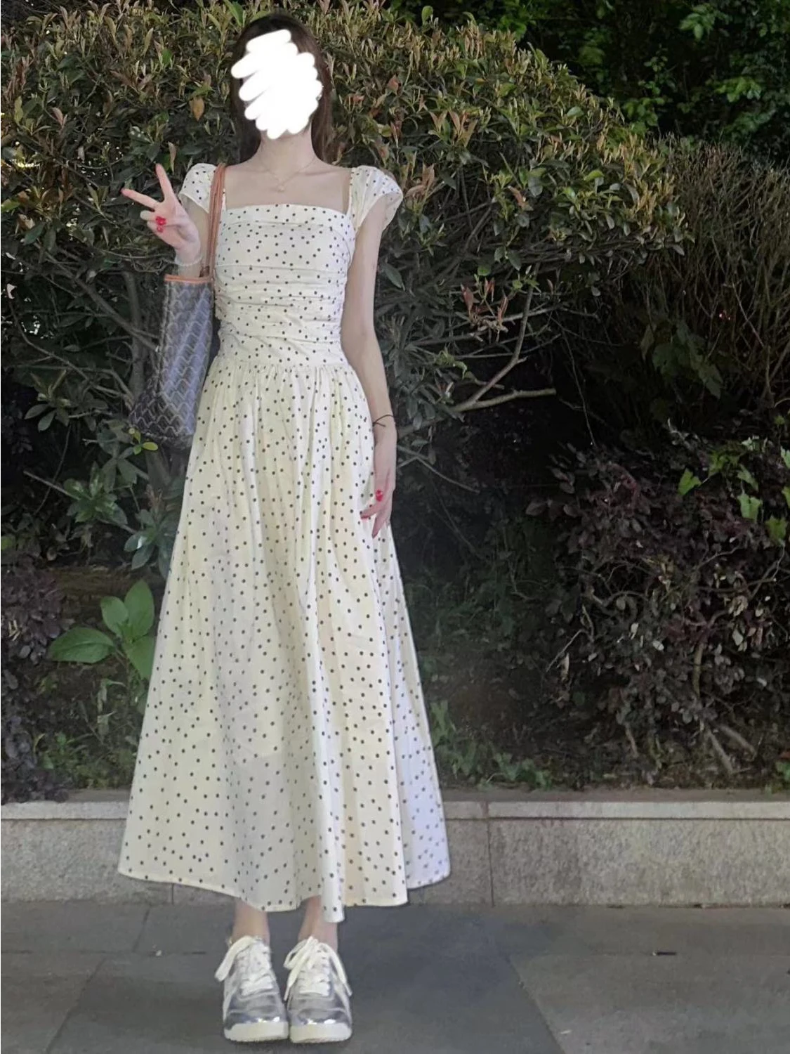

Unique Polka Dot Slim Fit Long Dress Gentle Style Retro A-Line Skirt Short Sleeve Women's Dress Summer Season Daily Wear