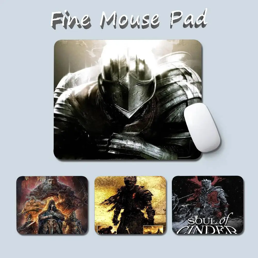 

Мини-коврик для мыши Dark Souls 3 в стиле ретро, ​​маленький офисный коврик для мыши с прошитыми краями, нескользящая резиновая основа для домашнего компьютера