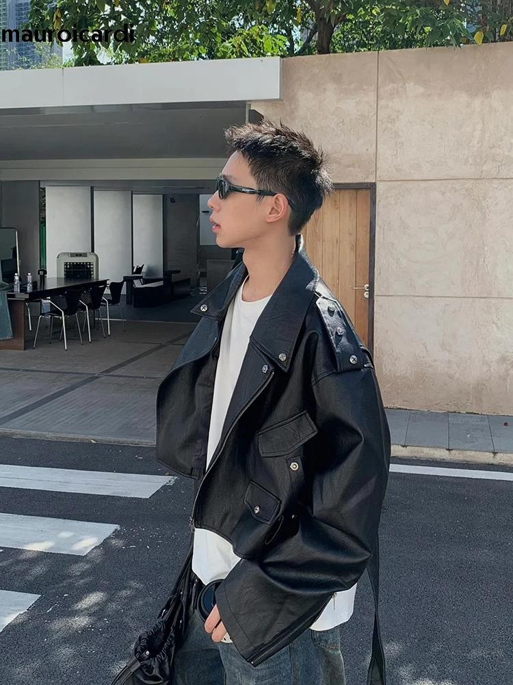

Mauroicardi весна осень крутой красивый короткий оверсайз коричневый пух кожа мото и байкерская куртка мужская на молнии с длинным рукавом роскошная дизайнерская верхняя одежда в стиле Майяр мотокуртка мужская 2025