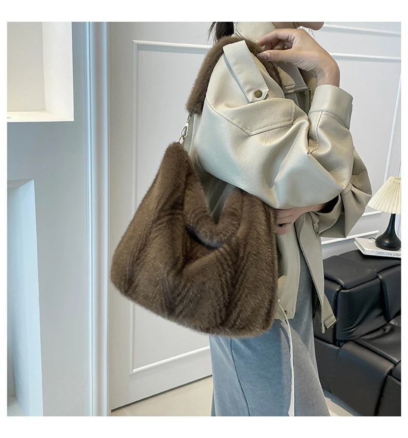 

Autumn/Winter Faux Mink Fur Women's Bag Commuter-friendly Large-capacity Tote Bag Versatile Handheld Single-shoulder Bags