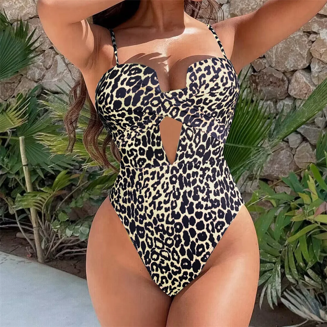 Leopardmuster, ausgeschnittenes Design, mit Bügel, Damen-Badeanzug, einteiliger Badeanzug, Damen-Monokini, hoher Beinausschnitt, Badebekleidung, Badeanzug, Modell V5957. – Detail 7