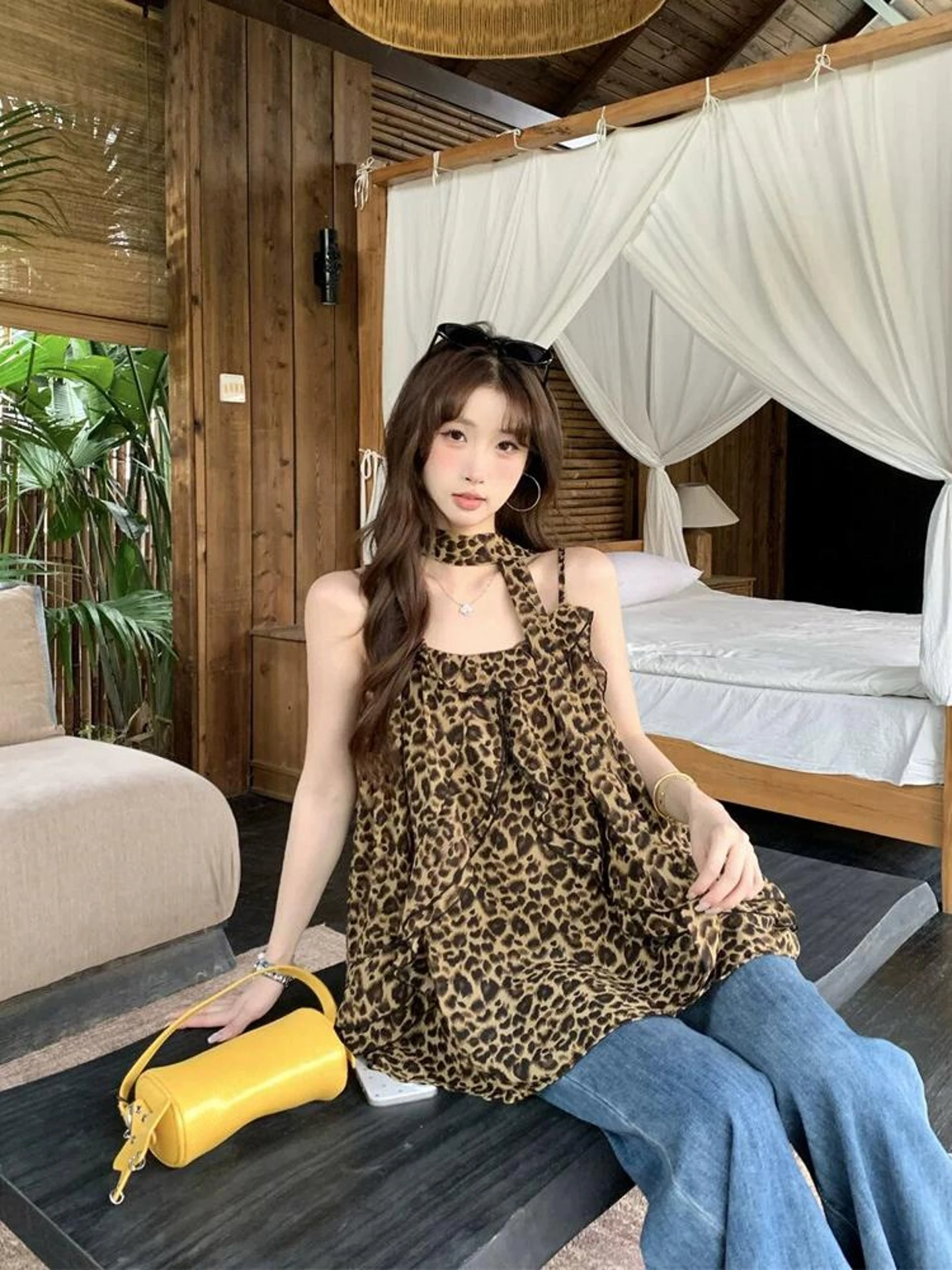 

Retro Loose Fashionable Leopard Print Halter Top Women's Chic Lazy Style Summer New Arrival Casual Outerwear Single Piece